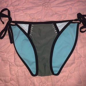 adjustable bikini bottoms